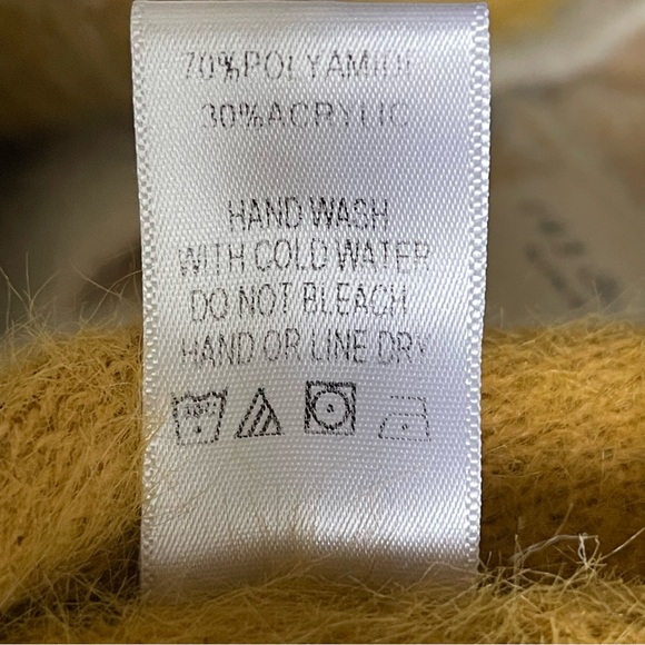 143 Story Cream Mustard Ombré Cardigan Size M - Picture 8 of 10